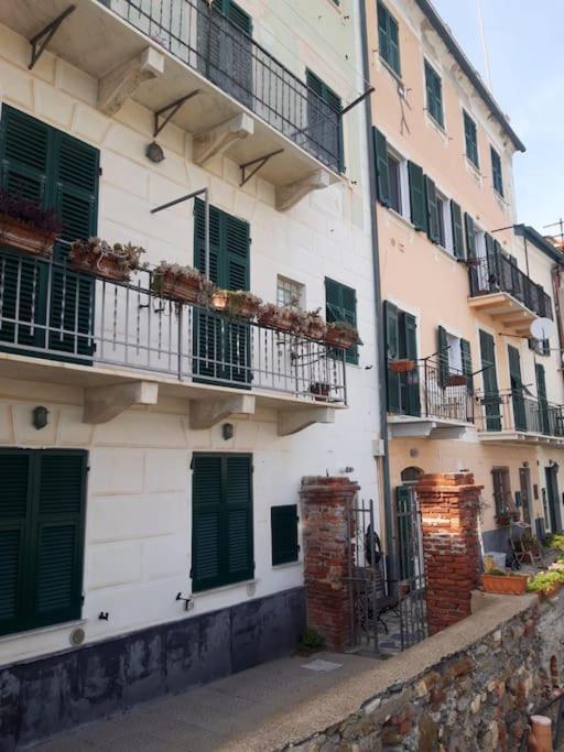 Pisi Home, 2 Min Dalla Spiaggia E Dall' Ospedale Gaslini Génova Exterior foto